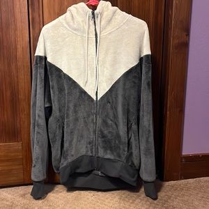 OVERSIZED EXPRESS ZIP UP